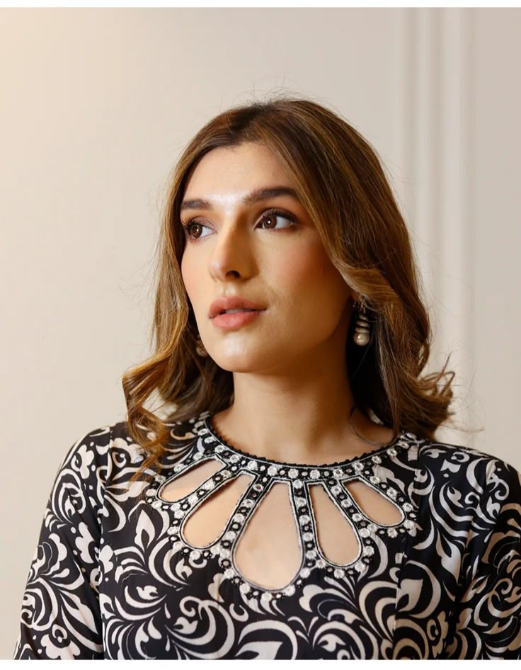 keyhole front neck design    